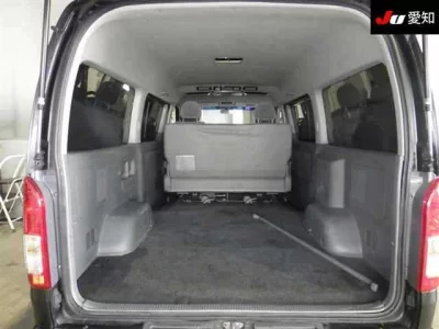 Toyota HIACE VAN  с аукциона в Японии
