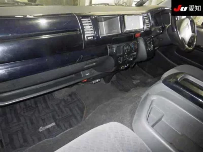 Toyota HIACE VAN  с аукциона в Японии