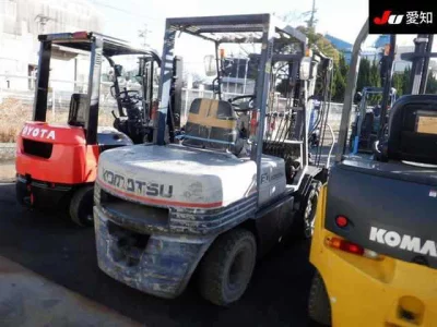 KOMATSU FORKLIFT