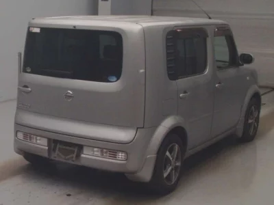 Nissan CUBE  с аукциона в Японии