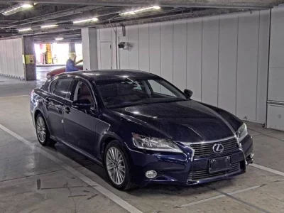 Lexus GS  с аукциона в Японии