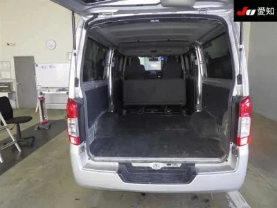 Nissan CARAVAN VAN