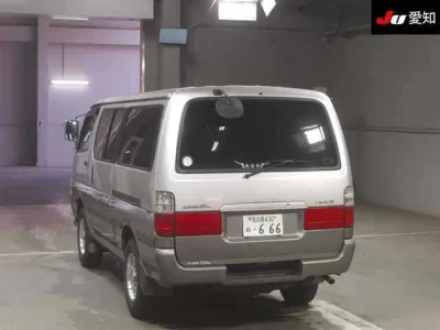 Toyota HIACE VAN  с аукциона в Японии