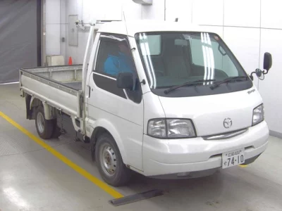 Mazda BONGO  с аукциона в Японии