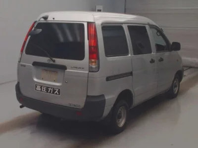 Toyota LITE ACE VAN  с аукциона в Японии