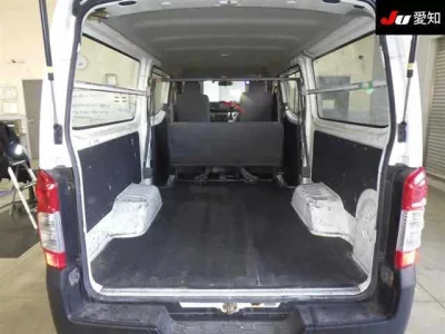 Nissan CARAVAN VAN  с аукциона в Японии