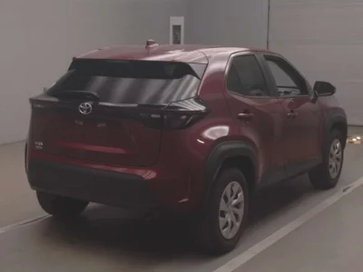 Toyota YARIS CROSS  с аукциона в Японии