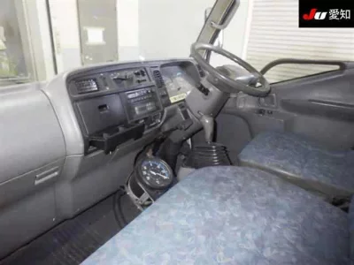 Mitsubishi CANTER  с аукциона в Японии