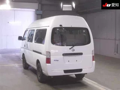 Nissan CARAVAN BUS