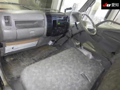 Hino DUTRO  с аукциона в Японии