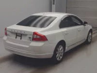 Volvo S80 лот № 9306 оценка 4  с аукциона в Японии 1