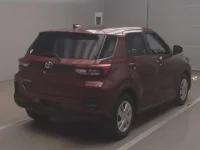 Toyota RAIZE лот № 52063 оценка 4  с аукциона в Японии 1