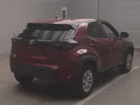 Toyota YARIS CROSS лот № 52072 оценка 3.5  с аукциона в Японии 1