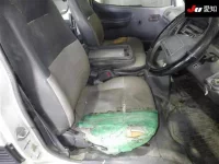 Toyota HIACE VAN лот № 20136 оценка 3.5  с аукциона в Японии 5