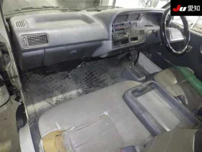 Toyota HIACE VAN  с аукциона в Японии