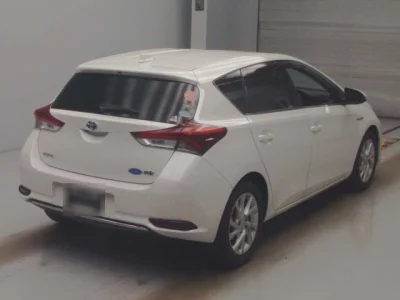 Toyota AURIS  с аукциона в Японии