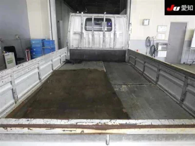 Mazda TITAN  с аукциона в Японии