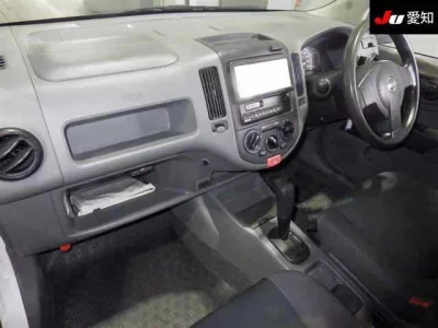 Nissan AD  с аукциона в Японии