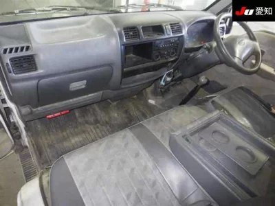 Nissan VANETTE TRUCK  с аукциона в Японии