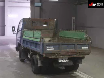 Mazda TITAN  с аукциона в Японии