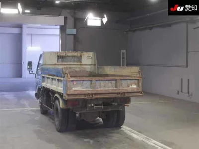 Mazda TITAN  с аукциона в Японии