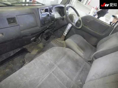 Mazda TITAN  с аукциона в Японии