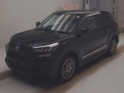 Toyota RAIZE  с аукциона в Японии