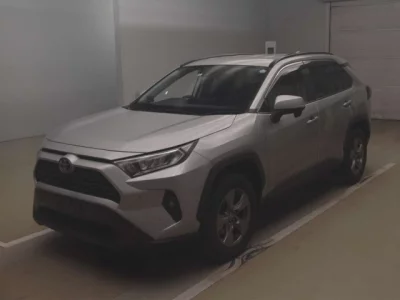 Toyota RAV4  с аукциона в Японии