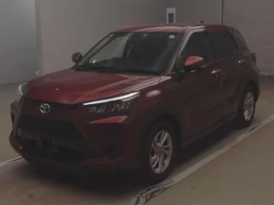 Toyota RAIZE  с аукциона в Японии