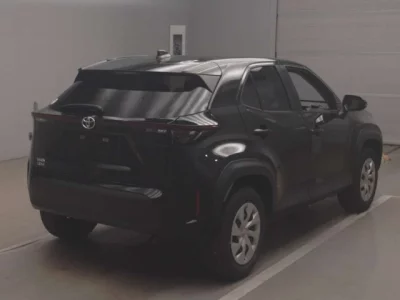 Toyota YARIS CROSS  с аукциона в Японии