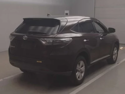 Toyota HARRIER  с аукциона в Японии