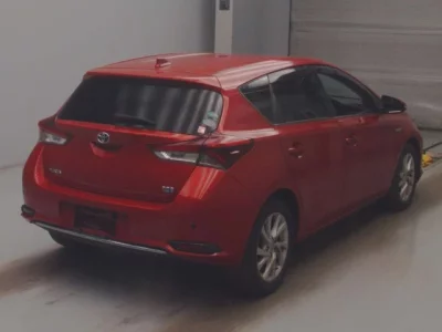 Toyota AURIS  с аукциона в Японии
