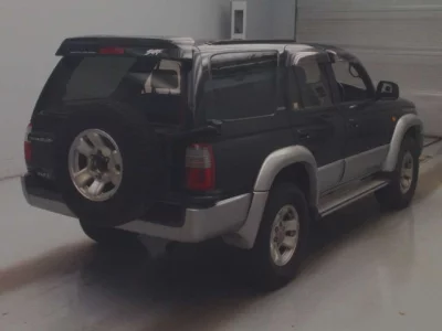 Toyota HILUX SURF  с аукциона в Японии