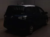 Toyota SIENTA лот № 50105 оценка 3  с аукциона в Японии 1