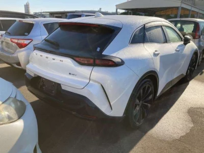 Toyota CROWN SPORT  с аукциона в Японии