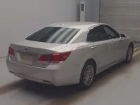 Toyota CROWN лот № 571 оценка R  с аукциона в Японии 1