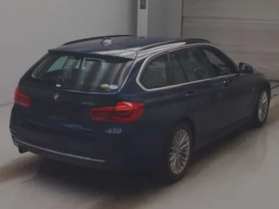 BMW 3-Series  с аукциона в Японии