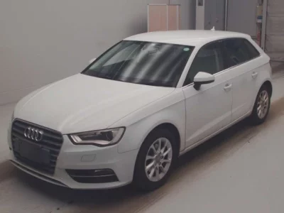 Audi A3  с аукциона в Японии