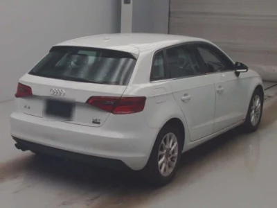 Audi A3  с аукциона в Японии