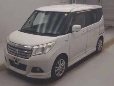 Mitsubishi DELICA D2