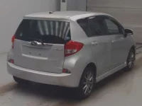 Subaru TREZIA лот № 4201 оценка RA  с аукциона в Японии 1