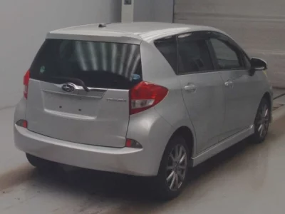 Subaru TREZIA  с аукциона в Японии