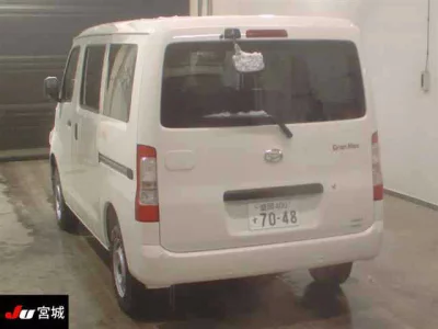 Daihatsu Gran Max  с аукциона в Японии