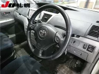 Toyota VOXY лот № 1 оценка 3  с аукциона в Японии 2