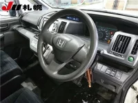 Honda STEP WAGON лот № 4 оценка 3  с аукциона в Японии 2