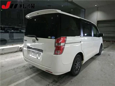 Honda STEP WAGON  с аукциона в Японии