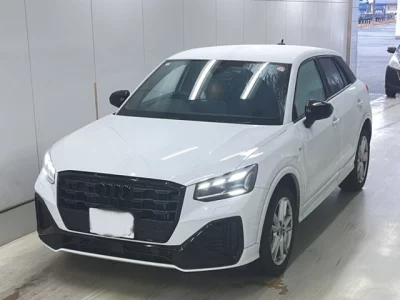 Audi Q2  с аукциона в Японии