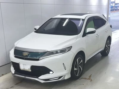 Toyota HARRIER  с аукциона в Японии