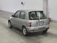 Nissan MARCH лот № 80033 оценка R  с аукциона в Японии 1