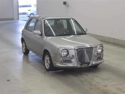 Nissan MARCH  с аукциона в Японии